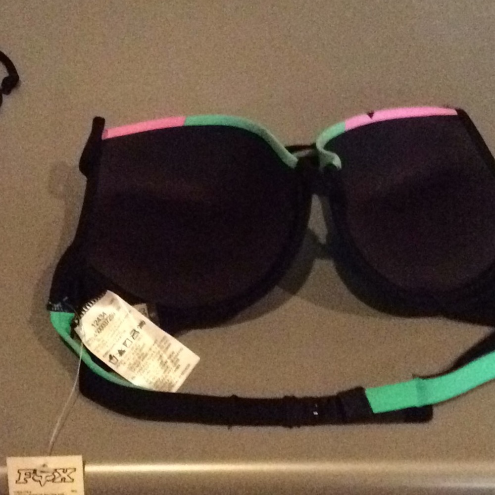 Fox , Bikini top - Picture 4 of 4
